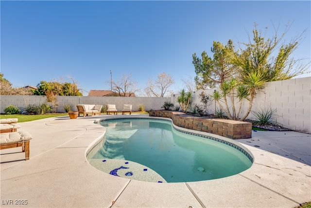 4768 Skyhawk Canyon Street, Las Vegas, NV 89147