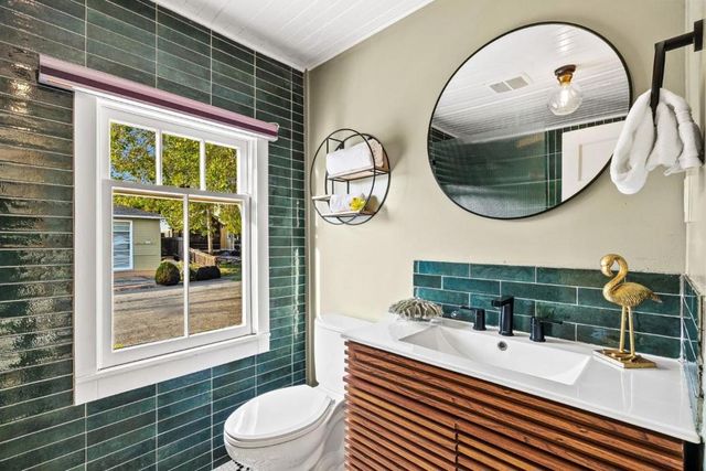 144 Averitt Street, Santa Cruz, CA 95060