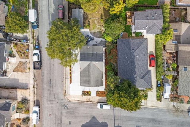 144 Averitt Street, Santa Cruz, CA 95060