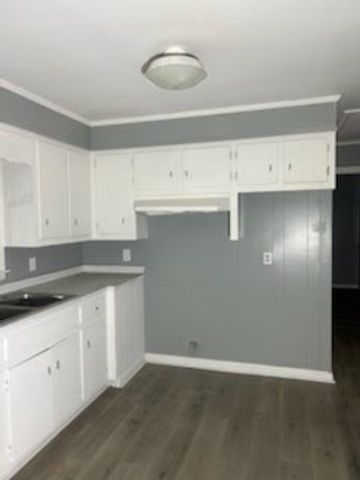 326 Clifton Tpke, Waynesboro, TN 38485