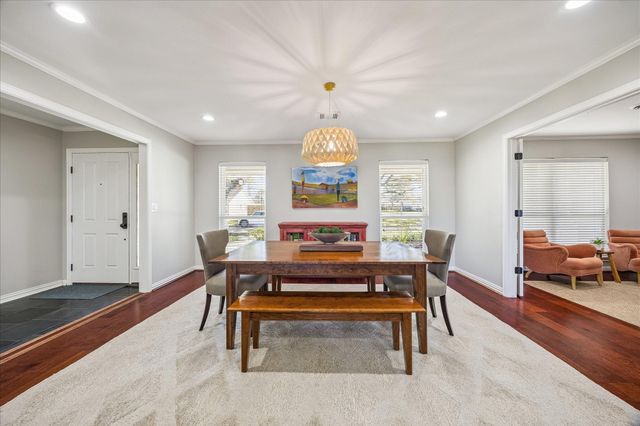 5918 Dumfries Drive, Houston, TX 77096