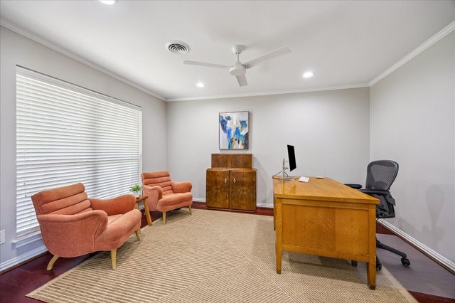 5918 Dumfries Drive, Houston, TX 77096