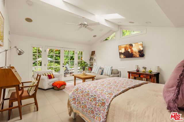 4009 Woodman, Sherman Oaks, CA 91423