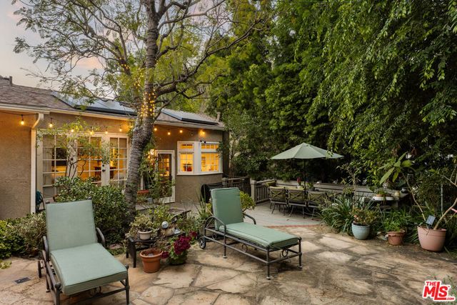 4009 Woodman, Sherman Oaks, CA 91423