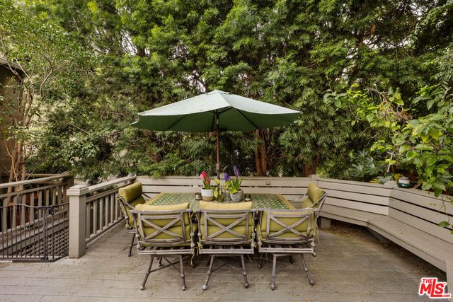 4009 Woodman, Sherman Oaks, CA 91423