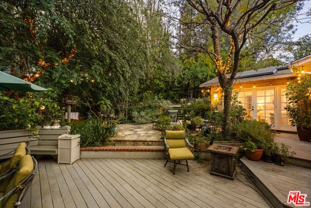 4009 Woodman, Sherman Oaks, CA 91423