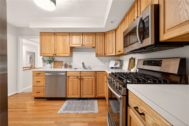 94 Greenwood Park, Pittsford, NY 14534