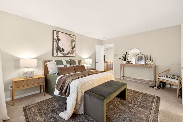 94 Greenwood Park, Pittsford, NY 14534