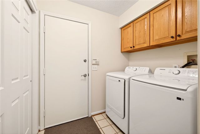 94 Greenwood Park, Pittsford, NY 14534