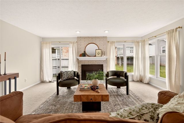 94 Greenwood Park, Pittsford, NY 14534