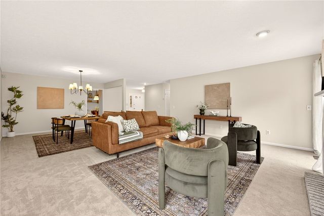 94 Greenwood Park, Pittsford, NY 14534