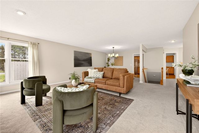 94 Greenwood Park, Pittsford, NY 14534