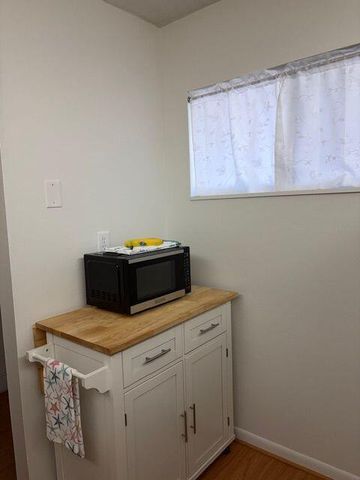 2562 N Garden Drive 206, Lake Worth, FL 33461