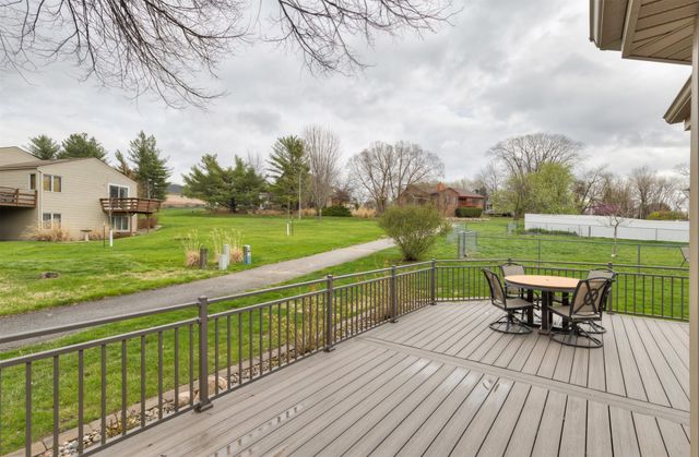 8011 Sheridan Drive, Urbandale, IA 50322