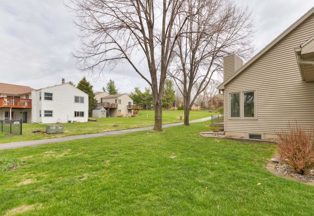 8011 Sheridan Drive, Urbandale, IA 50322