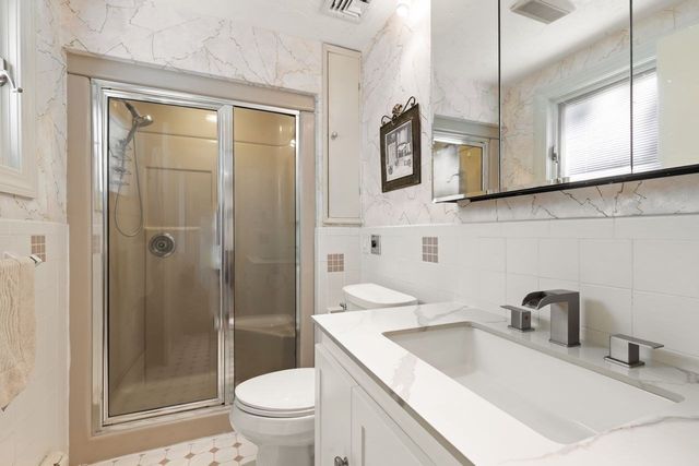 16 Leonard Rd, Sharon, MA 02067