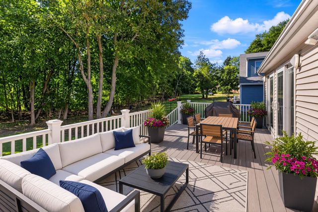 16 Leonard Rd, Sharon, MA 02067