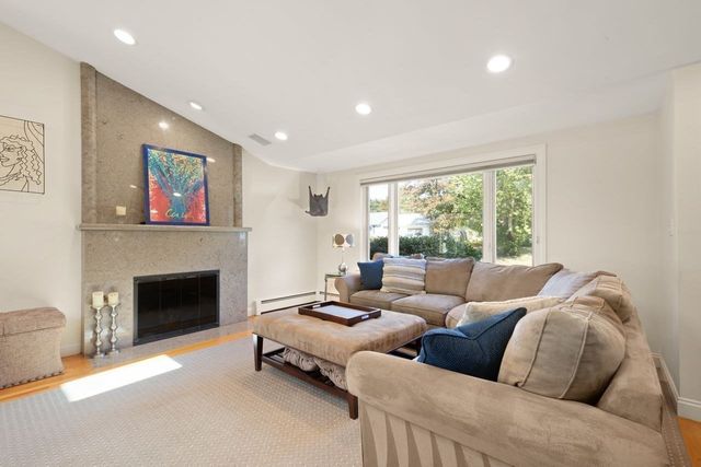 16 Leonard Rd, Sharon, MA 02067