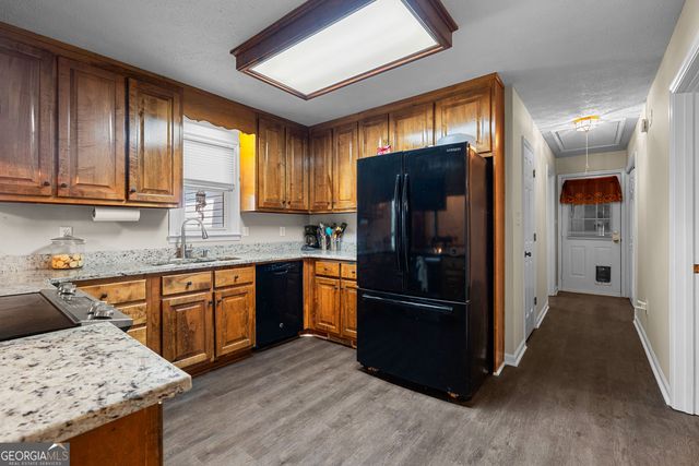 55 Manor Circle, Sharpsburg, GA 30277