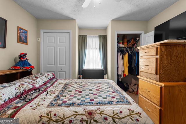 55 Manor Circle, Sharpsburg, GA 30277
