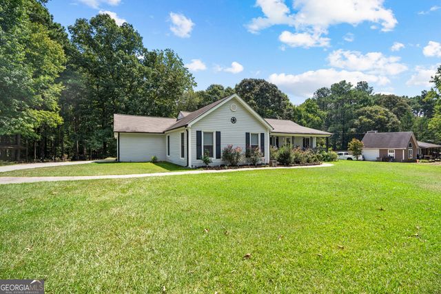 55 Manor Circle, Sharpsburg, GA 30277