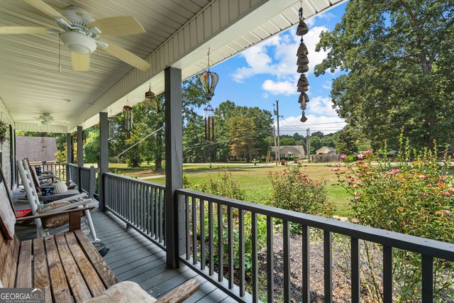 55 Manor Circle, Sharpsburg, GA 30277