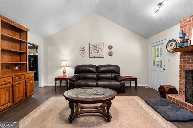 55 Manor Circle, Sharpsburg, GA 30277