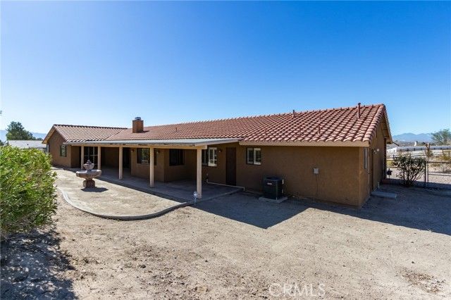 16385 Kamana Court, Apple Valley, CA 92307