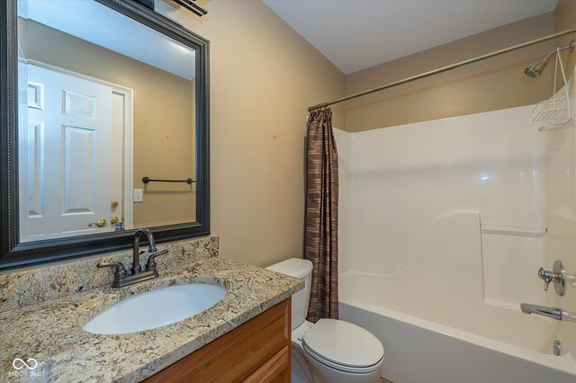 10973 Wintercove Way, Fishers, IN 46038