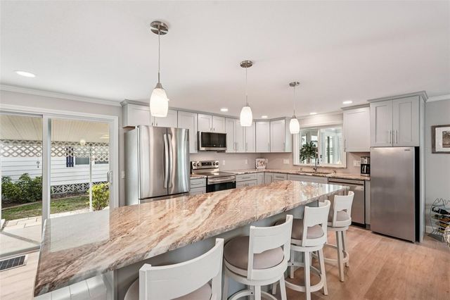 10 CORONADO DRIVE, Englewood, FL 34223