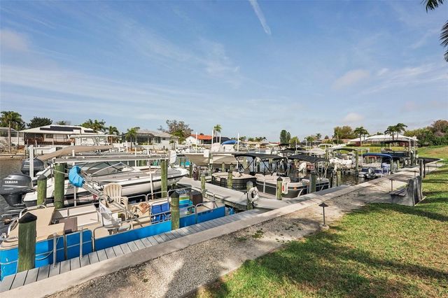 10 CORONADO DRIVE, Englewood, FL 34223