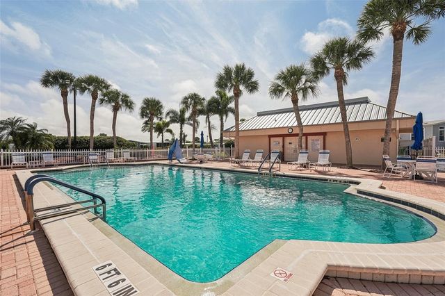 10 CORONADO DRIVE, Englewood, FL 34223