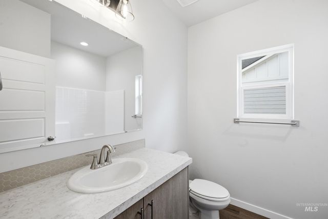 4963 S Bleachfield Ave, Meridian, ID 83642