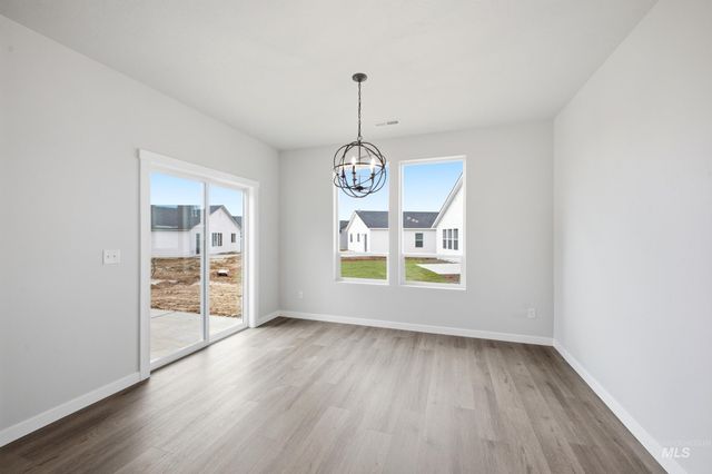 4963 S Bleachfield Ave, Meridian, ID 83642