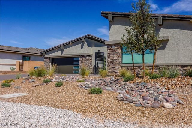 8310 West Camero Avenue, Las Vegas, NV 89113