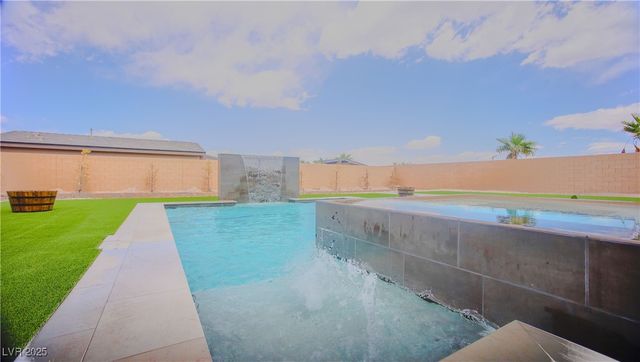 8310 West Camero Avenue, Las Vegas, NV 89113