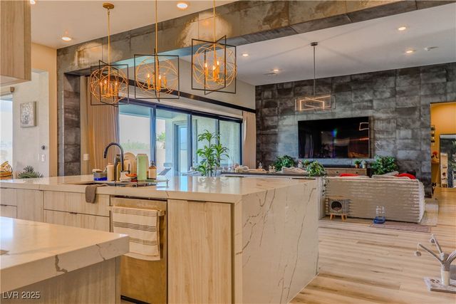 8310 West Camero Avenue, Las Vegas, NV 89113