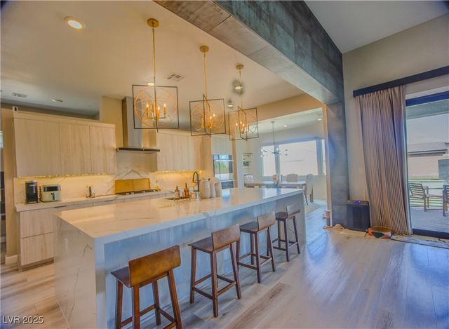 8310 West Camero Avenue, Las Vegas, NV 89113