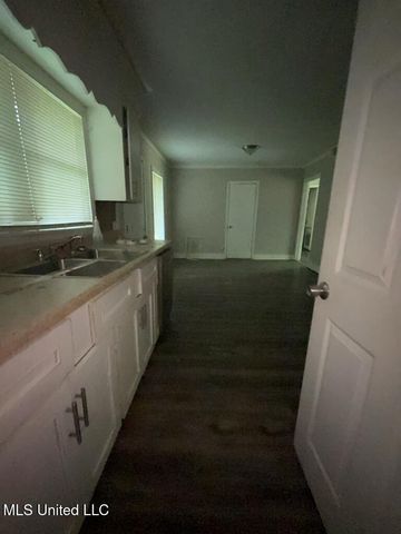 5610 Magnolia Drive, Jackson, MS 39209