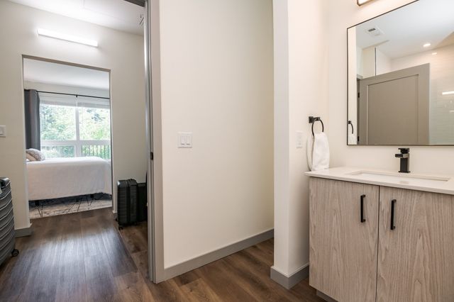 203 Lowell Street 317, Wilmington, MA 01887