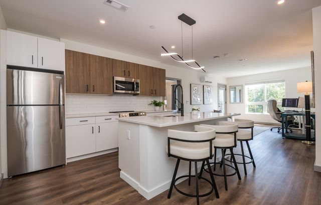 203 Lowell Street 317, Wilmington, MA 01887