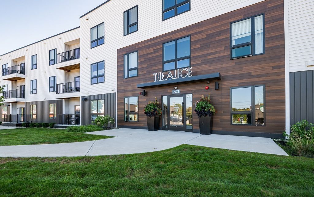 203 Lowell Street 317, Wilmington, MA 01887