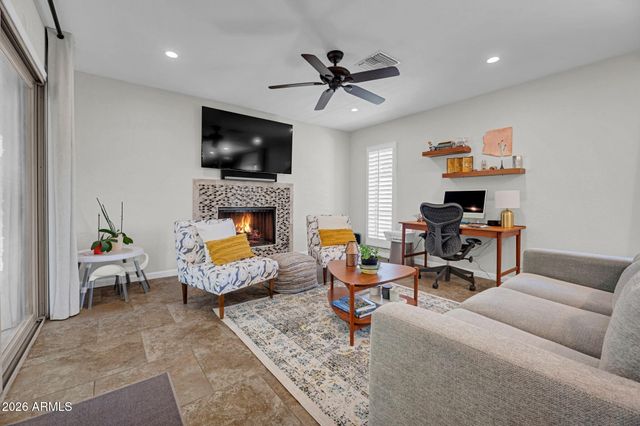1110 E ORANGEWOOD Avenue, Phoenix, AZ 85020