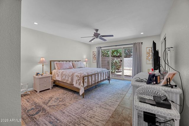 1110 E ORANGEWOOD Avenue, Phoenix, AZ 85020
