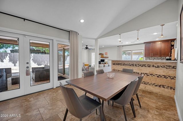 1110 E ORANGEWOOD Avenue, Phoenix, AZ 85020