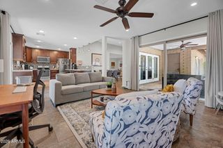 1110 E ORANGEWOOD Avenue, Phoenix, AZ 85020