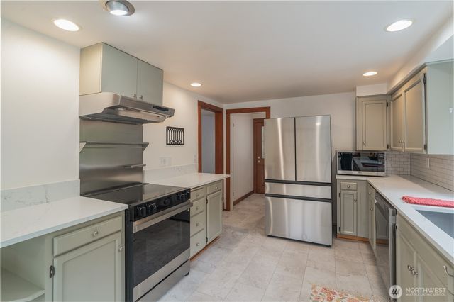 4010 Henderson Boulevard SE, Olympia, WA 98501