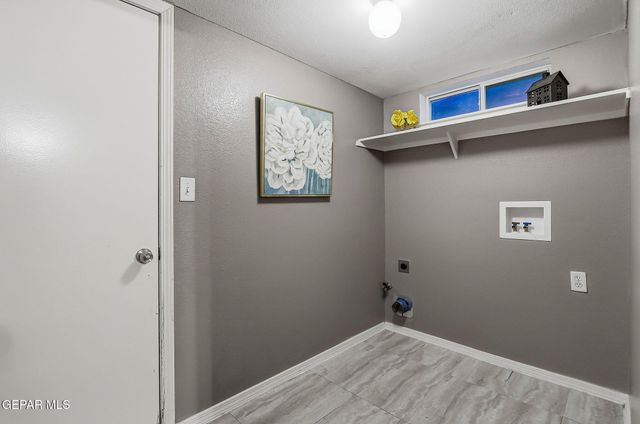 683 JUAN MUNOZ Court, El Paso, TX 79932