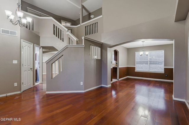 683 JUAN MUNOZ Court, El Paso, TX 79932