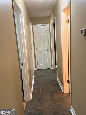 100 Walker Woods Drive, Carrollton, GA 30116
